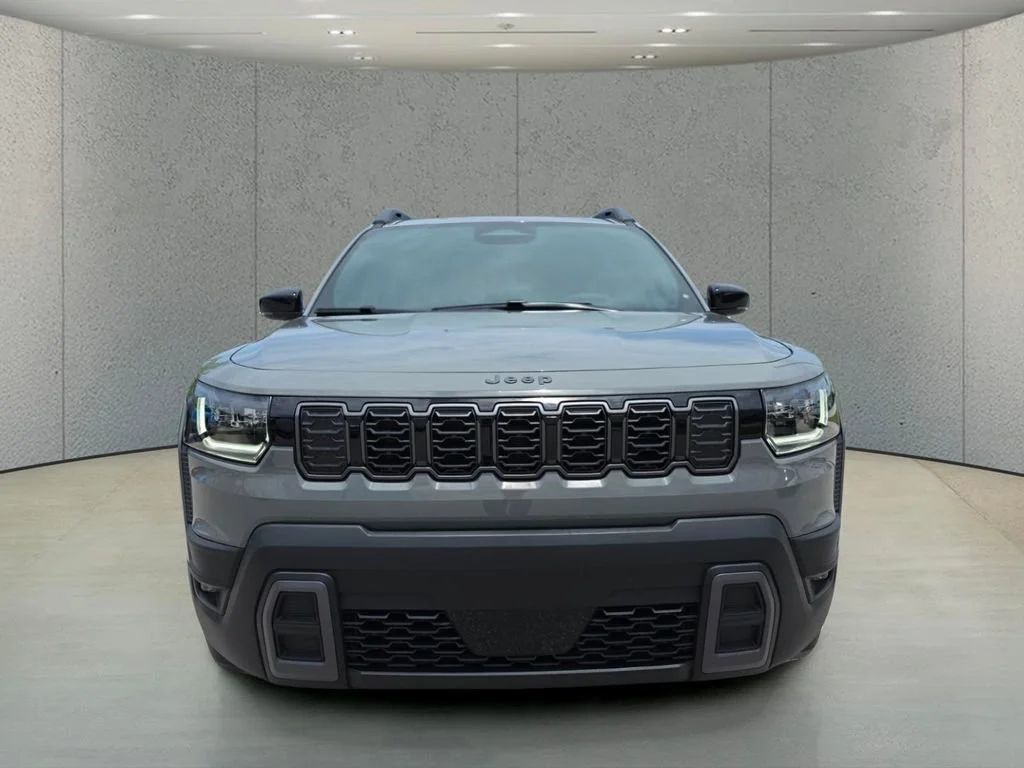 New 2026 Sting-Gray Clear-Coat Exterior Paint Jeep Limited image 11