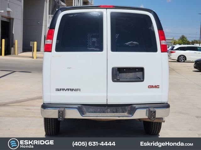 Used 2022 White GMC Work Van image 6