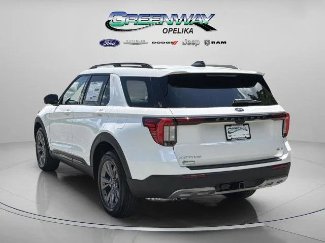 New 2026 Star White Metallic Tri-Coat Ford Active image 5