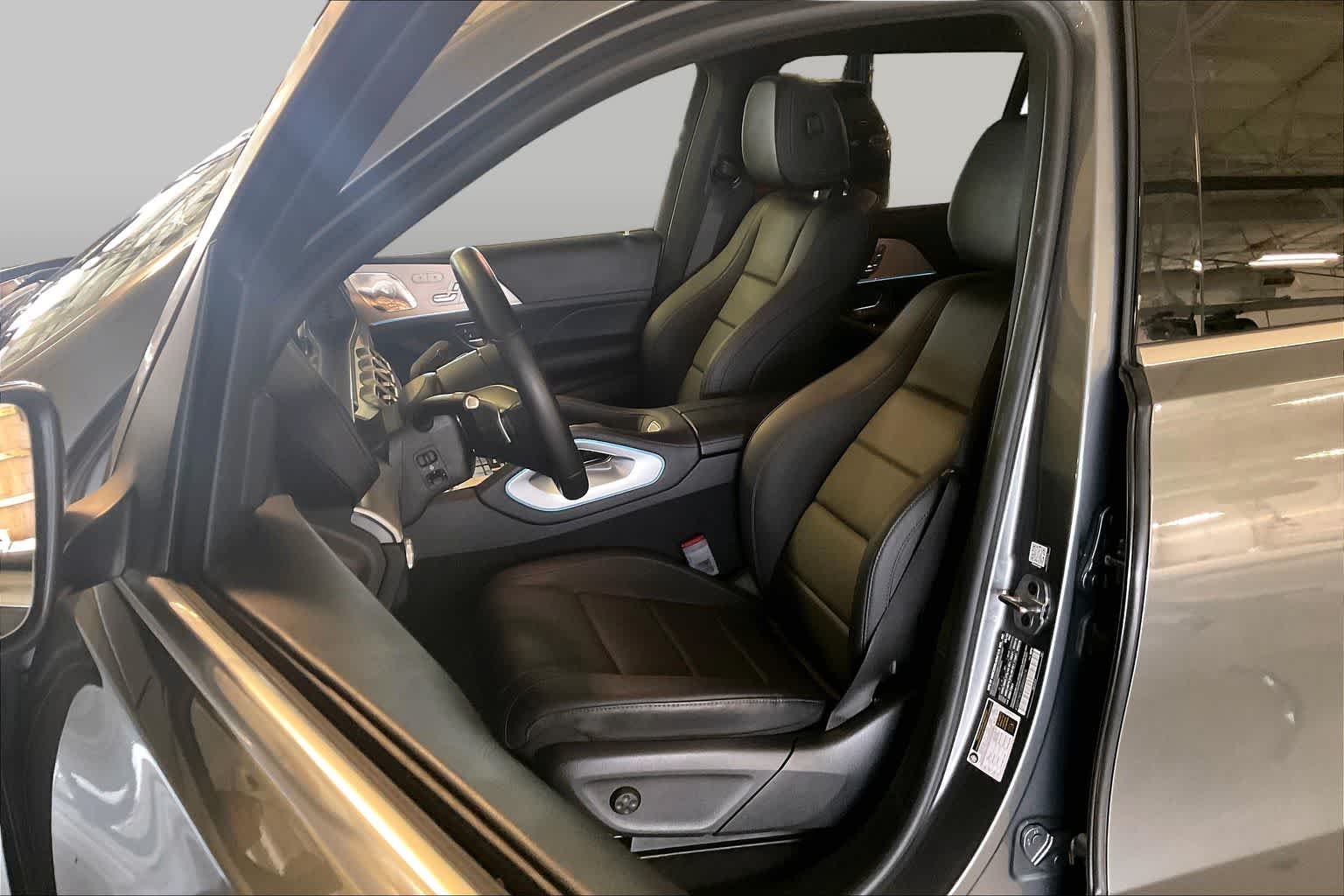 Pre-Owned 2025 Mercedes-Benz GLS 450
