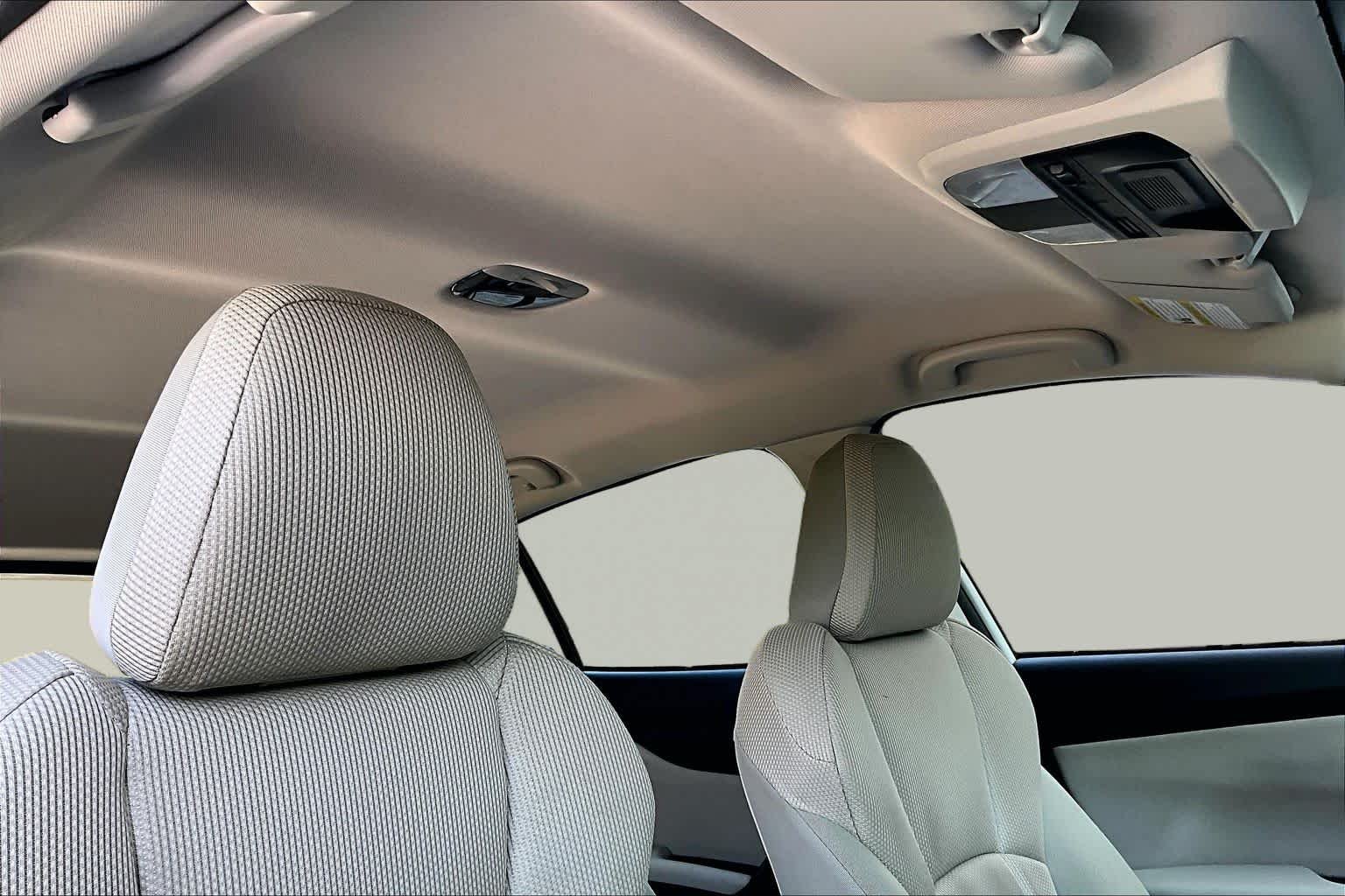 Used 2023 Crystal White Pearl Subaru  image 14