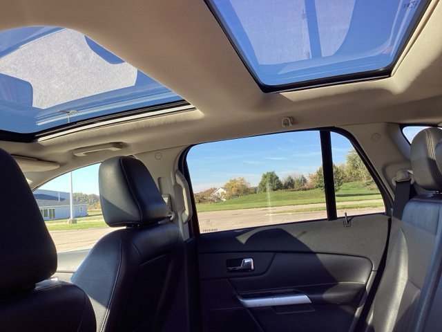 Used 2011 Red Ford Limited image 16