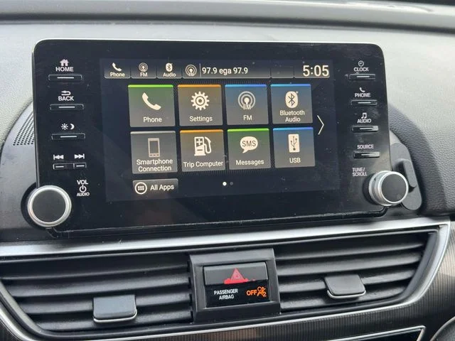 Used 2019  Honda Sport image 34