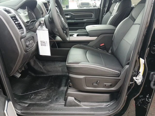 New 2026 Diamond Black Crystal Pearlcoat RAM Laramie image 31