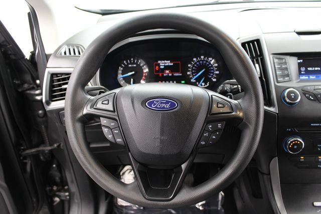 Used 2016 Magnetic Metallic Ford SE image 18