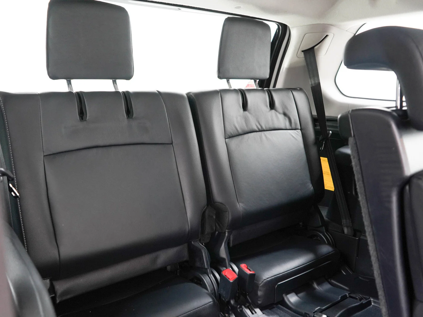 Used 2023 Blizzard Pearl Toyota Limited 4WD image 14