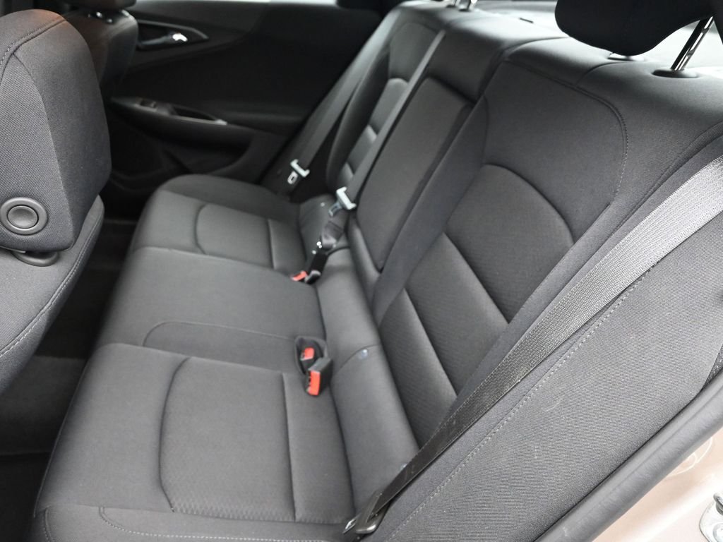 2024 Chevrolet Malibu 1LT - Photo 10
