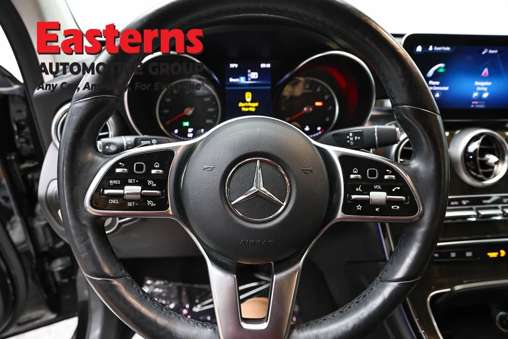 Used 2021 Black Mercedes-Benz GLC 300 image 10