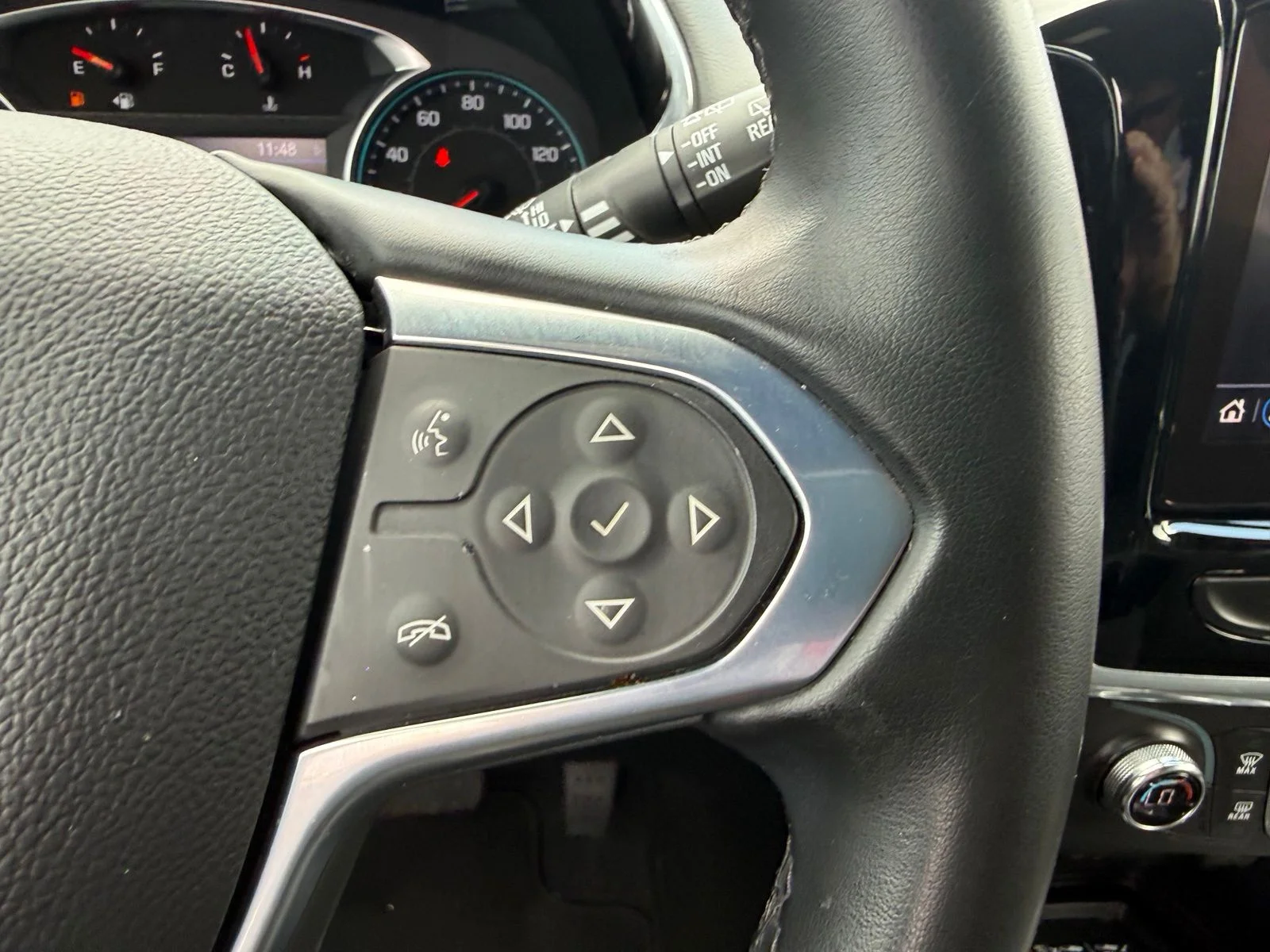 2023 Chevrolet Traverse 1LT - Photo 19