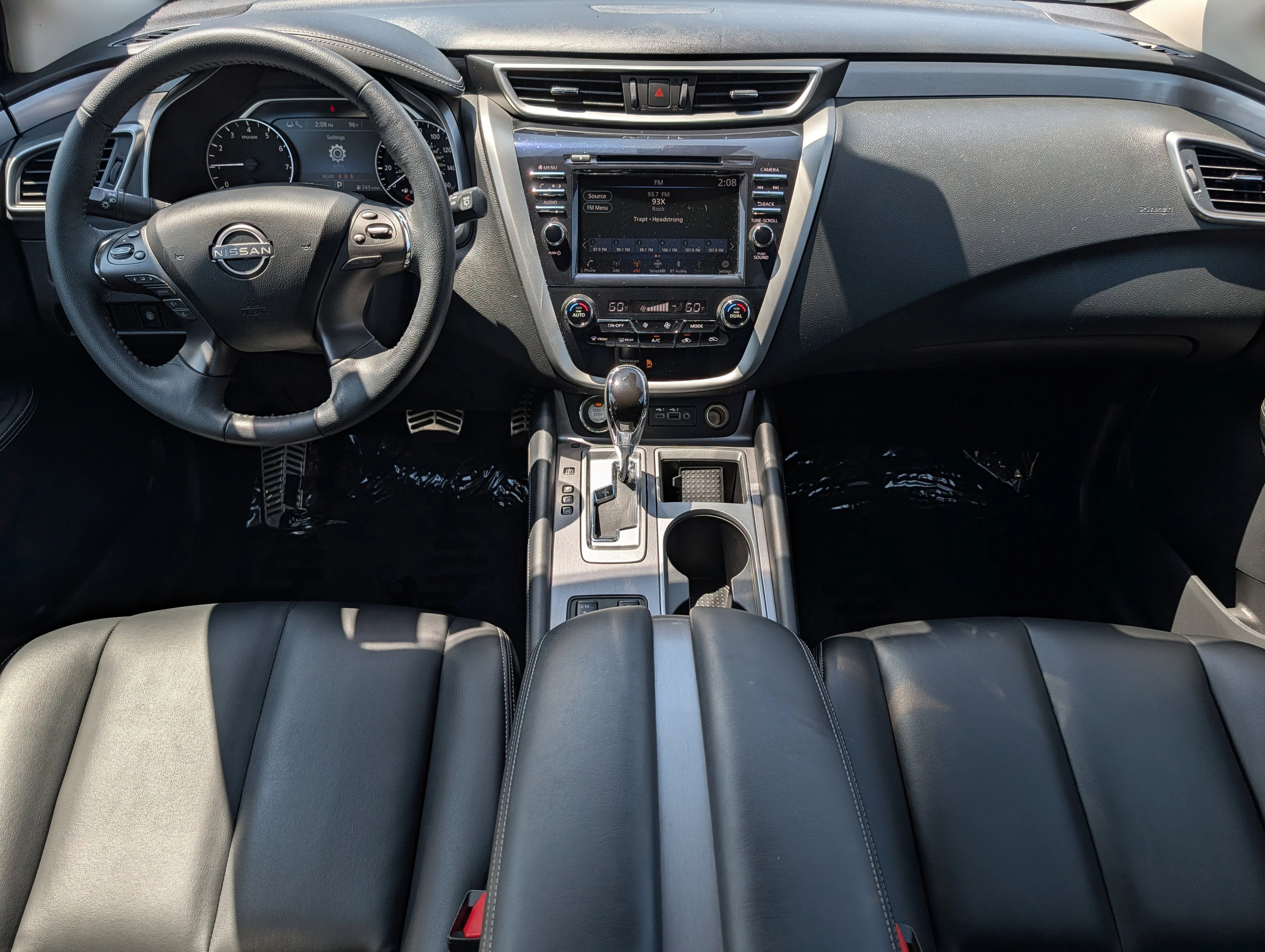 Used 2024 Boulder Gray Pearl Nissan SV image 10