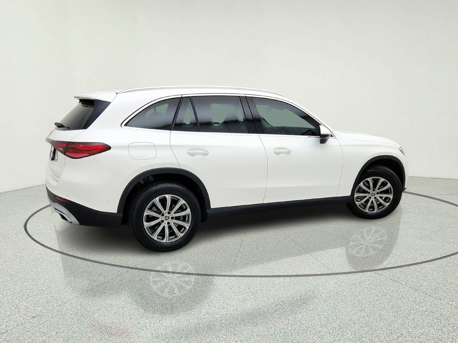 Certified Used 2024 Polar White Mercedes-Benz GLC 300 image 8