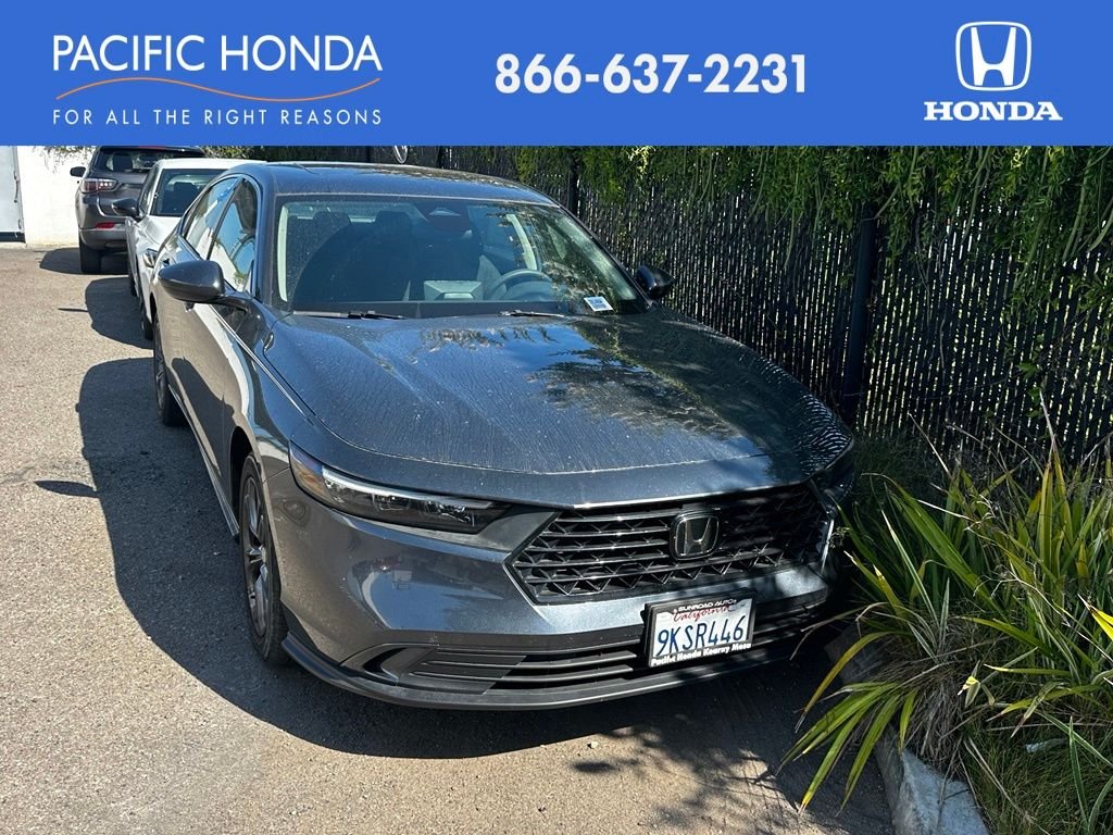 Used 2024  Honda EX image 1