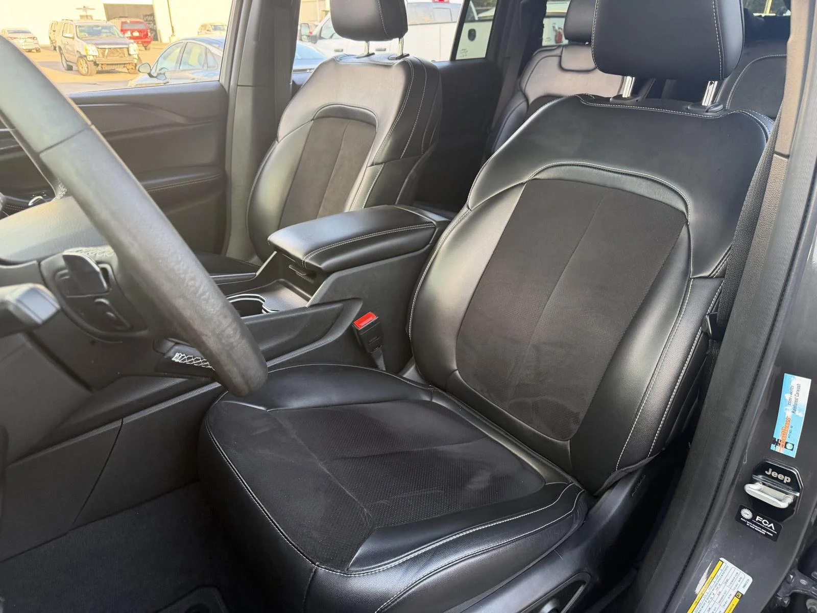 Used 2023 Baltic Gray Metallic Clearcoat Jeep Altitude image 18