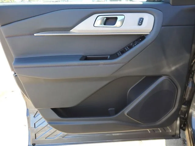 New 2026 Carbonized Gray Metallic Ford Active image 18