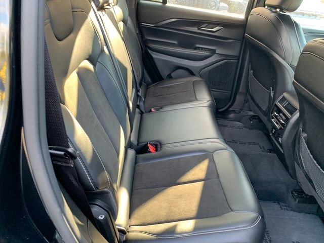 Used 2023 Black Jeep Altitude X image 13