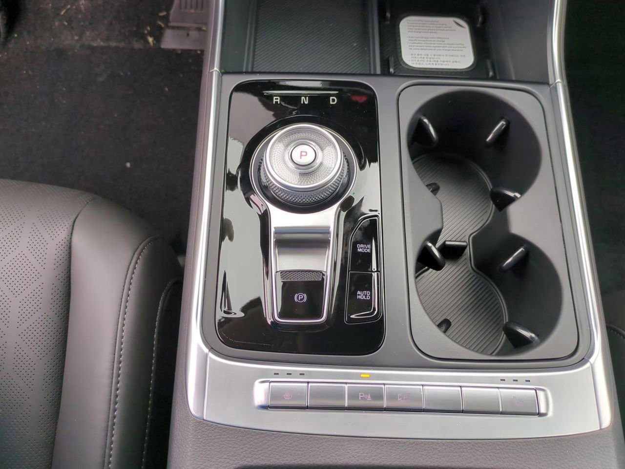 New 2026 Ceramic Silver Kia EX image 23