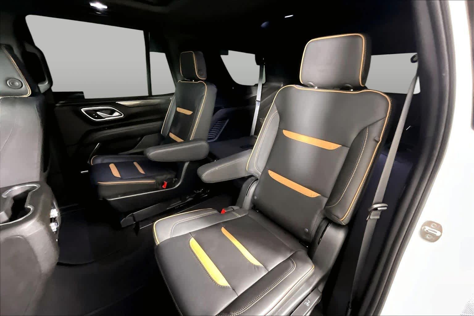 Used 2023 Summit White GMC AT4 image 19