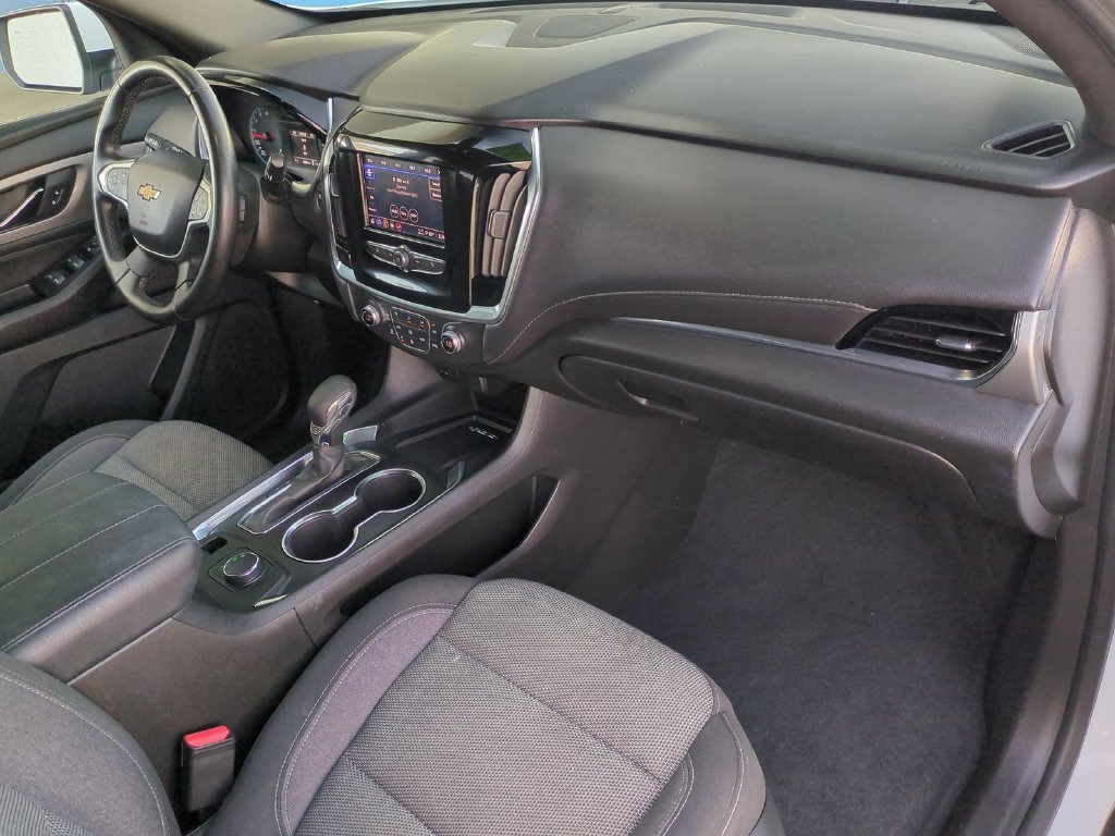 Used 2023 Summit White Chevrolet LT Cloth image 34
