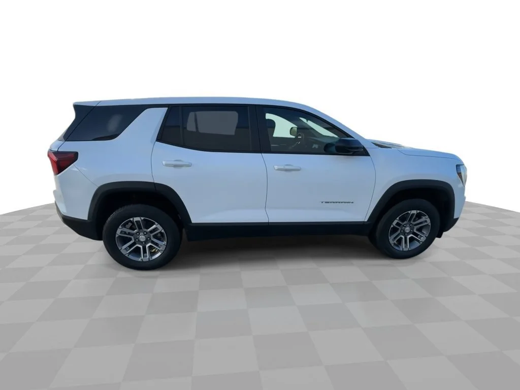 Used 2026 Summit White GMC Elevation image 9