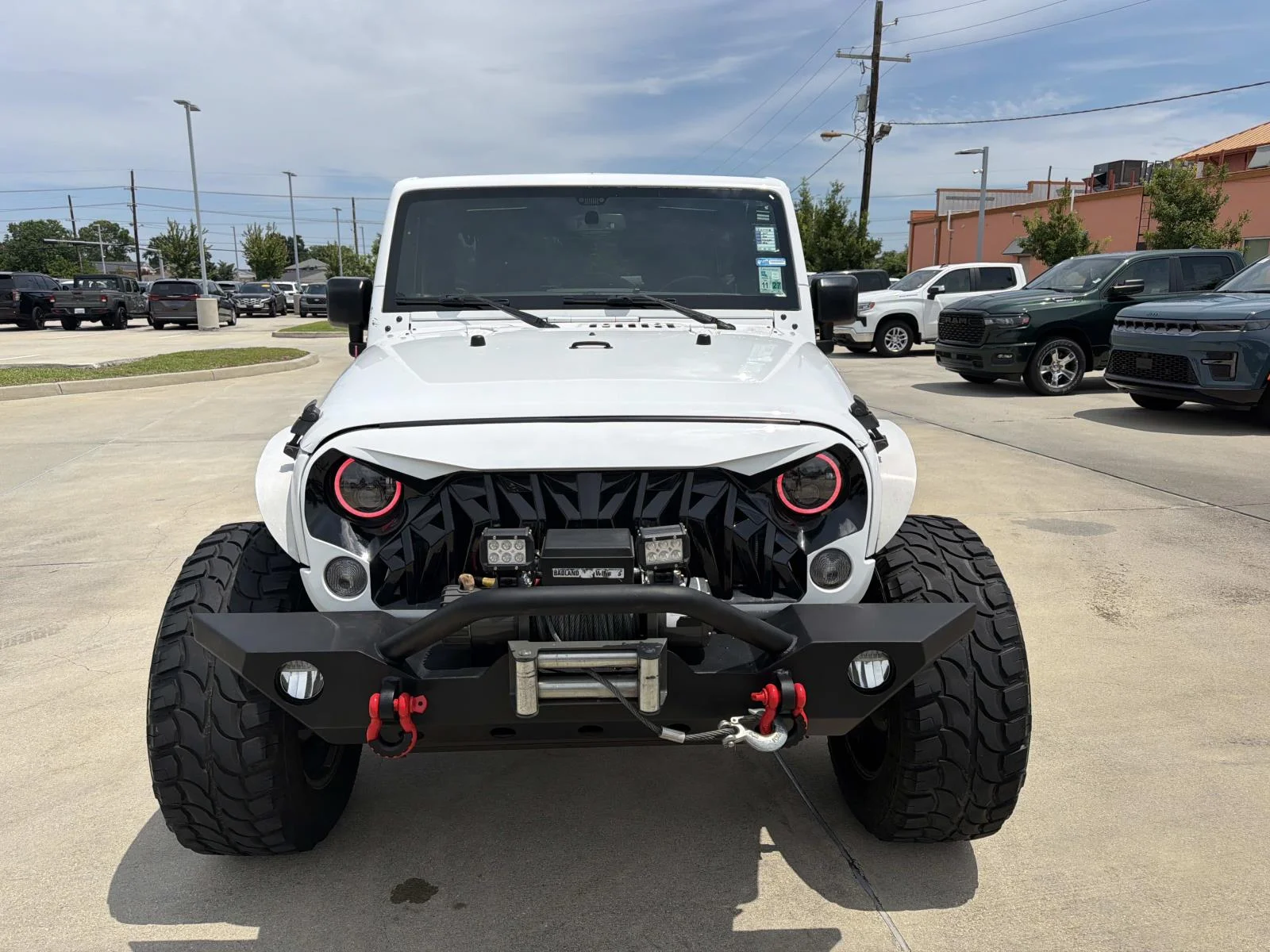 Used 2017 White Jeep Sahara 4x4 image 2