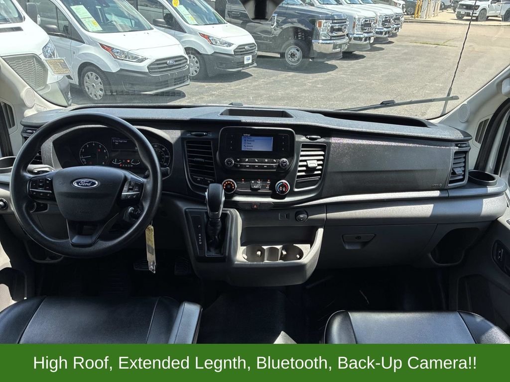 Used 2024  Ford Base image 13