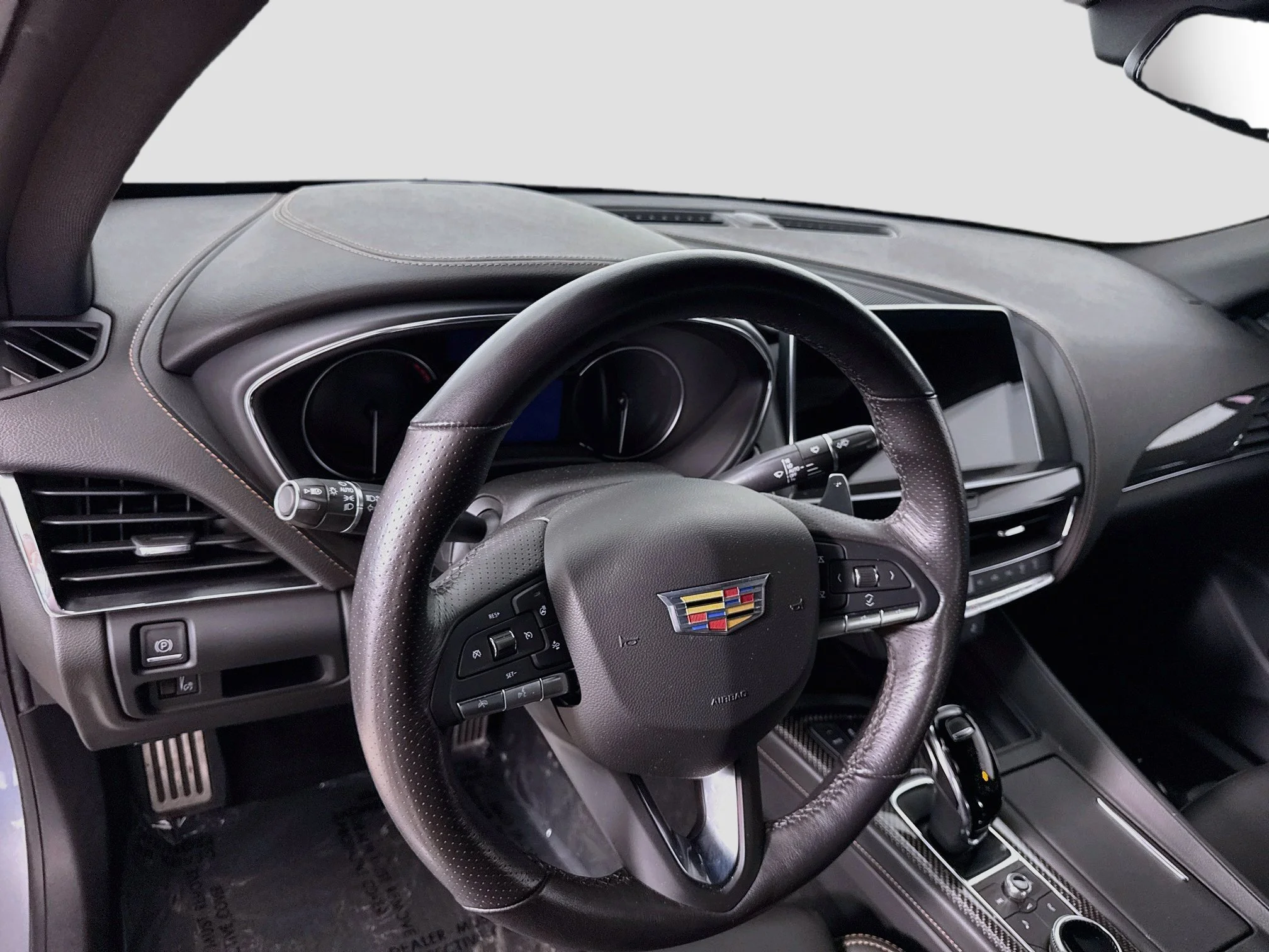 Used 2023 Argent Silver Metallic Cadillac Sport image 11