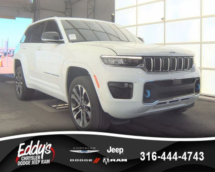 2023 Jeep Grand Cherokee Overland 4xe 4x4's photo