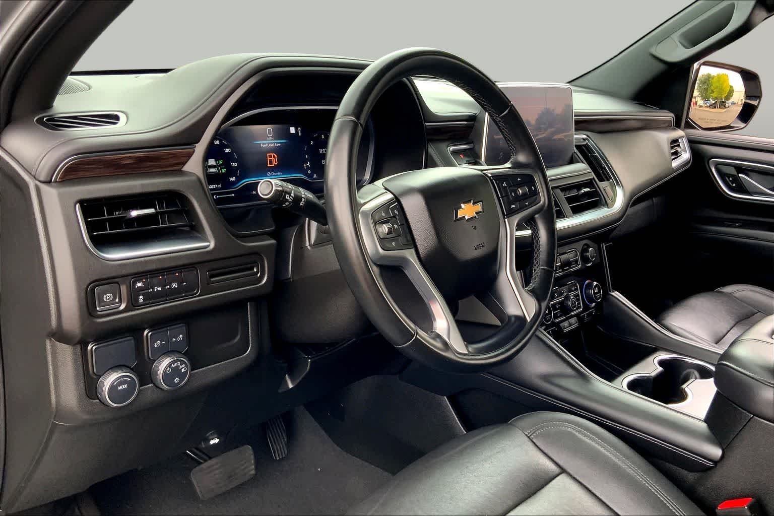 Used 2023 Sterling Gray Metallic Chevrolet LT image 15