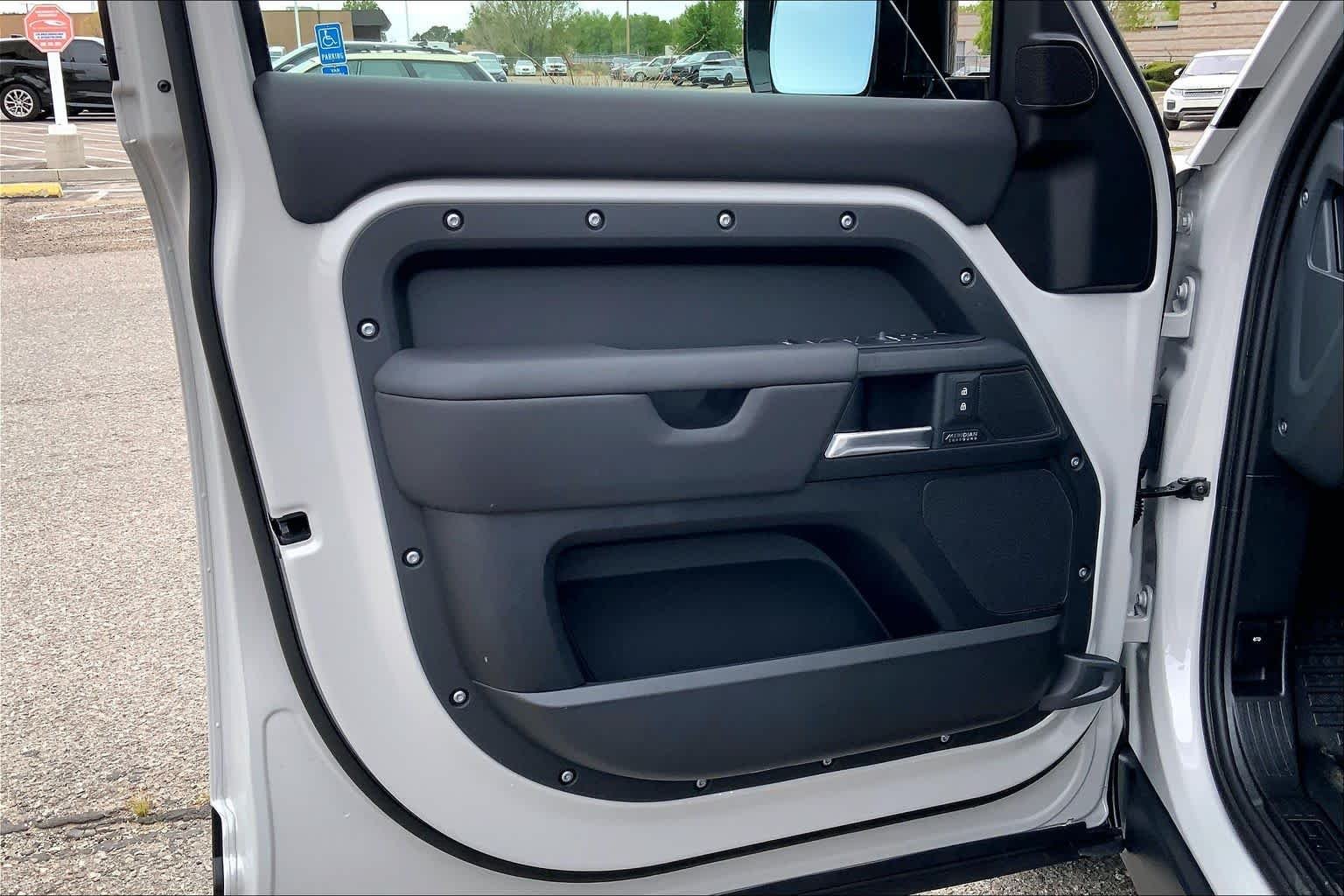 New 2026 Borasco Grey Land Rover X-Dynamic SE image 10
