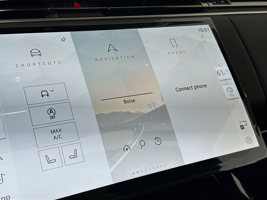 New 2026 Borasco Grey Land Rover Dynamic SE image 16