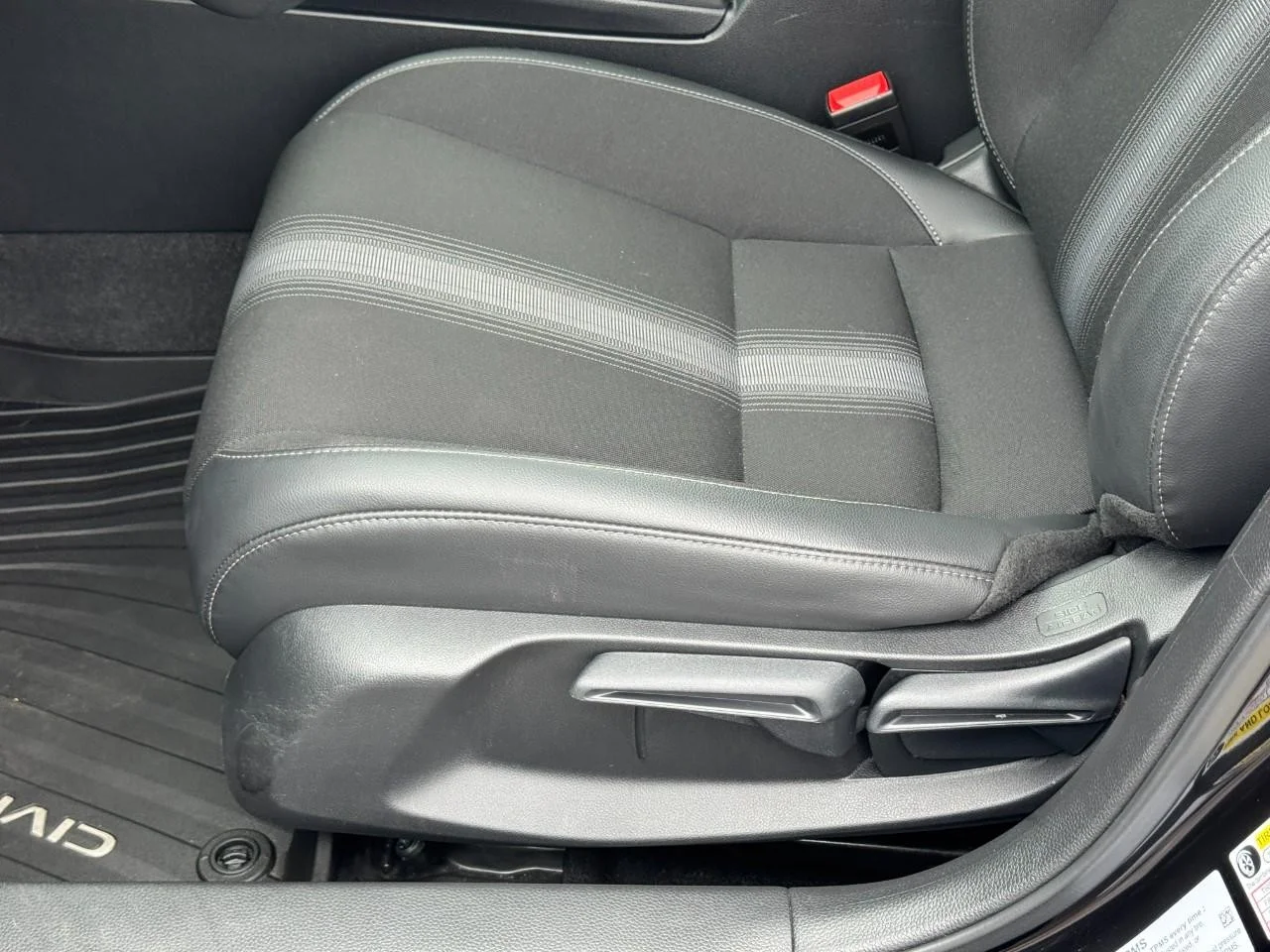 2026 Honda Civic Sport - Photo 18