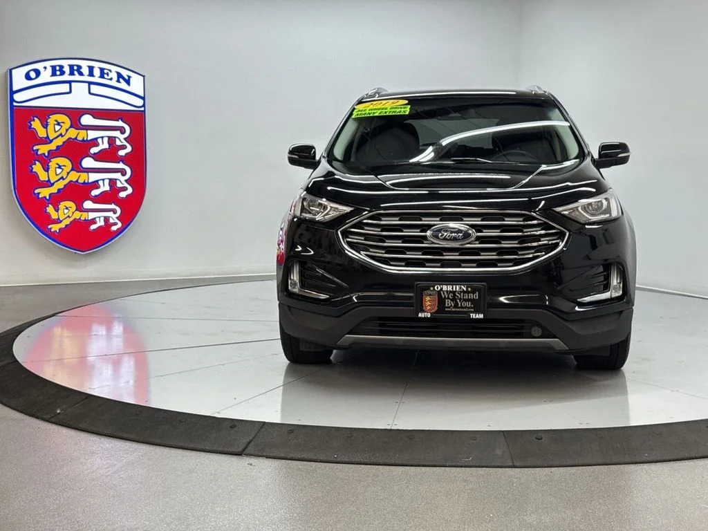 Used 2019 Agate Black Metallic Ford SEL image 34