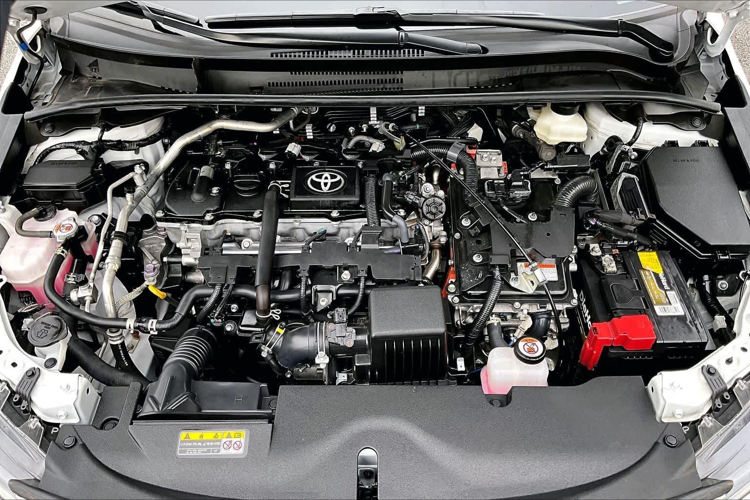 Used 2025 Ice Cap Toyota Hybrid LE image 32