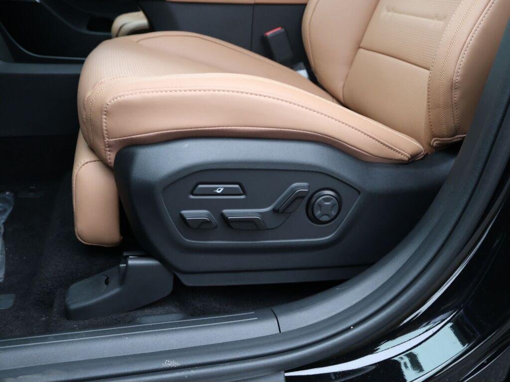 New 2026 Black Hyundai Calligraphy AWD image 25