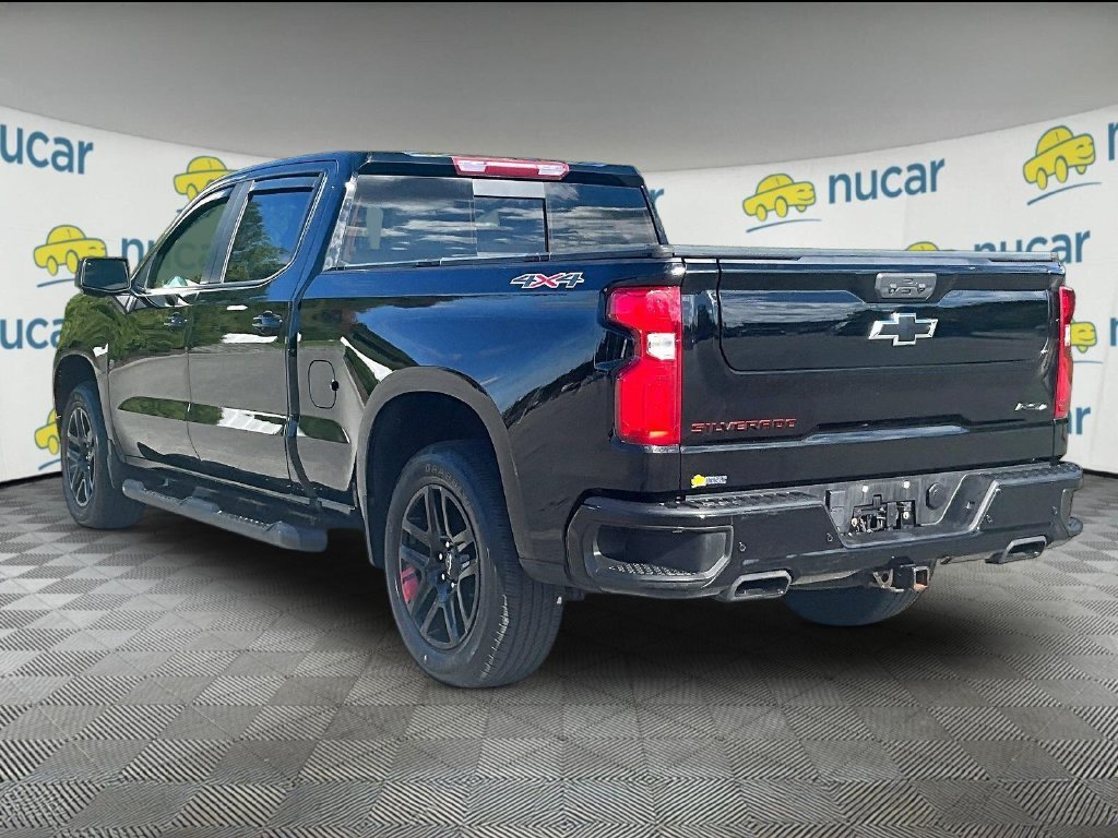 Used 2022 Black Chevrolet RST image 4