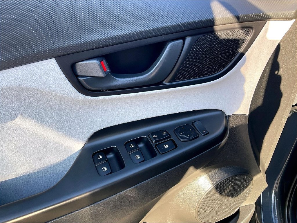 Used 2023 Gray Hyundai SEL image 36