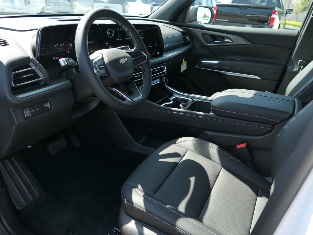 2026 Chevrolet Traverse LT - Photo 11