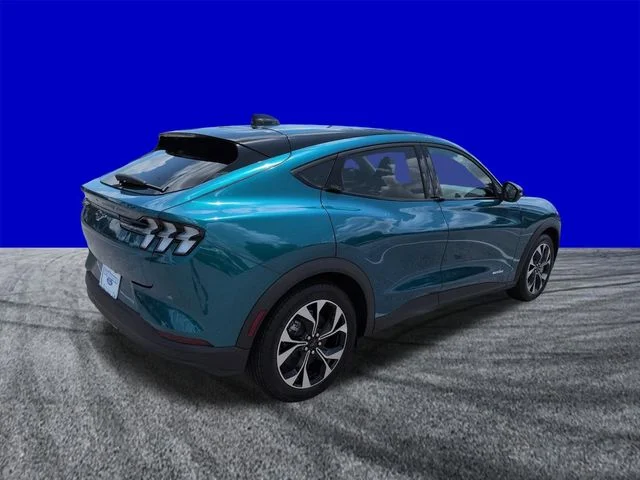 New 2026 Adriatic Blue Metallic Ford Select image 4