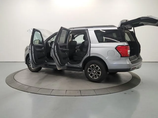 Used 2024 Silver Ford XLT image 14