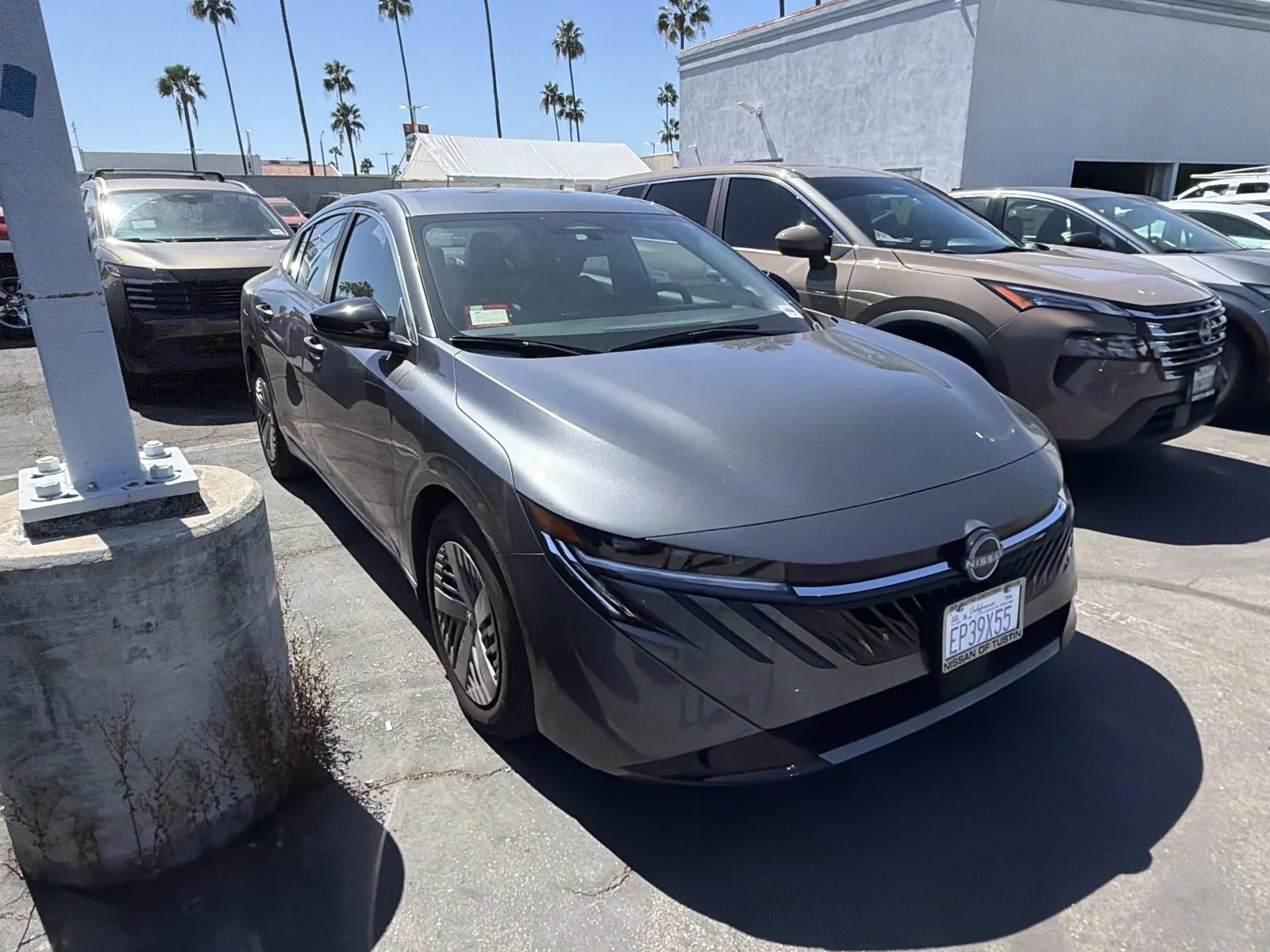 Used 2026 GUN METALLIC Nissan S image 4