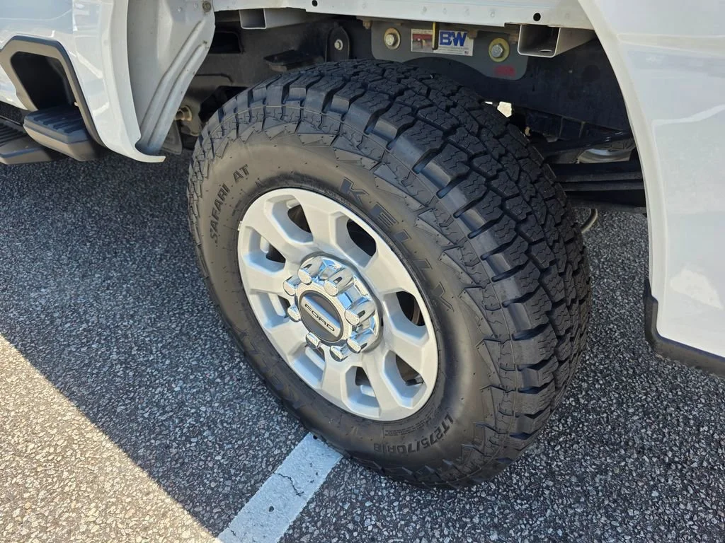 Used 2024 White Ford XLT image 29