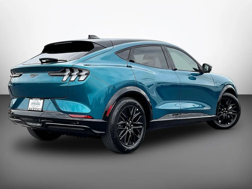 New 2026 Adriatic Blue Metallic Ford Premium image 16