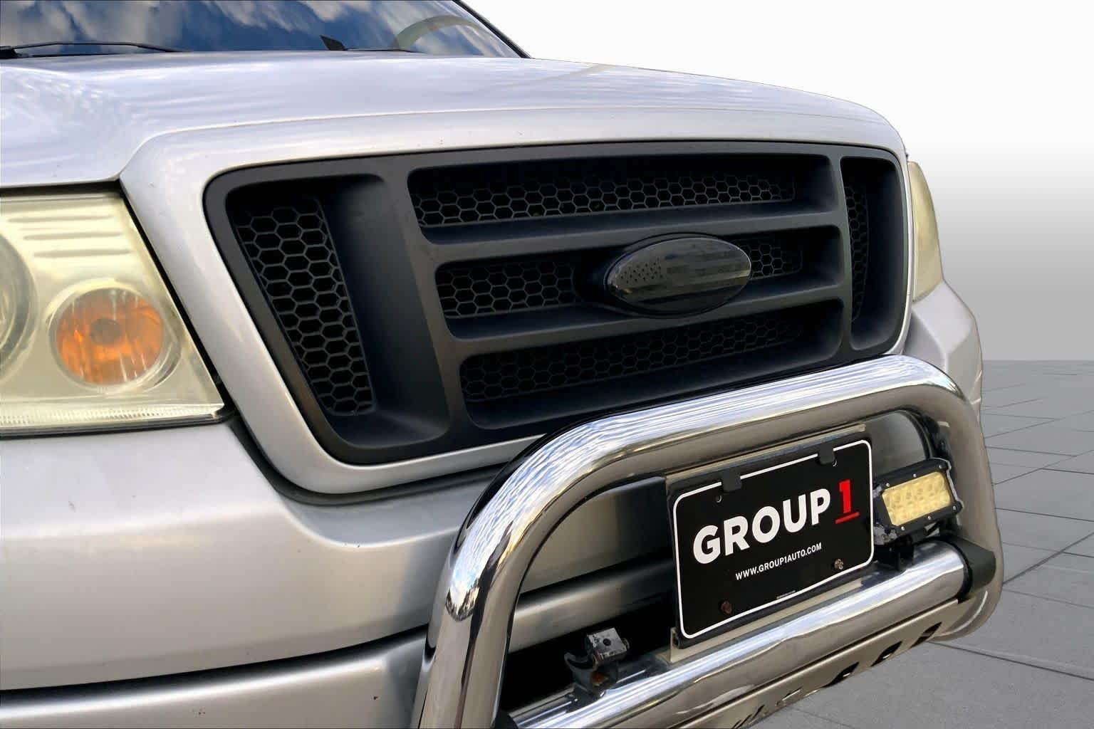 Used 2006 Silver Metallic Ford FX4 image 24