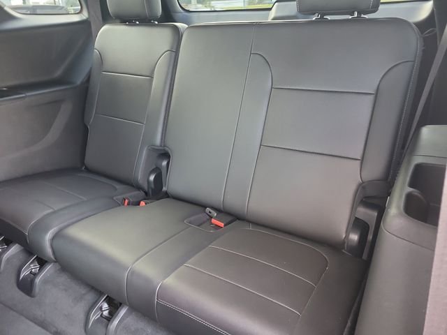 Used 2023 Black Chevrolet Premier image 11