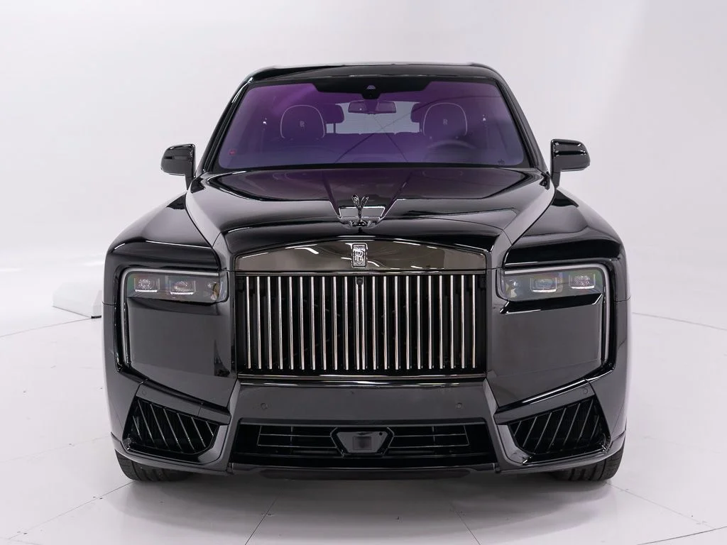 Certified Used 2026 Black Diamond Rolls-Royce Black Badge image 8