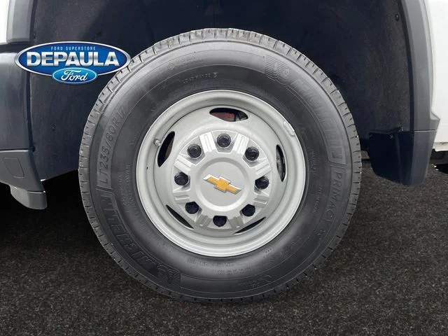 Used 2024 White Chevrolet Work Truck image 14