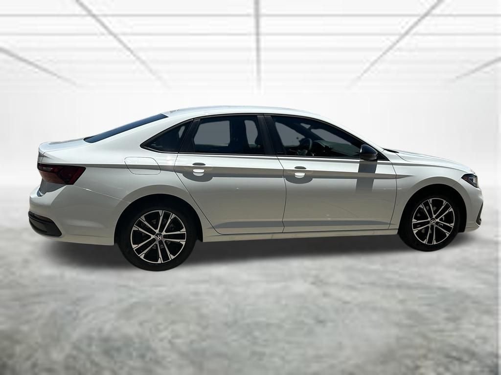 New 2026 White Volkswagen 1.5T Sport image 6