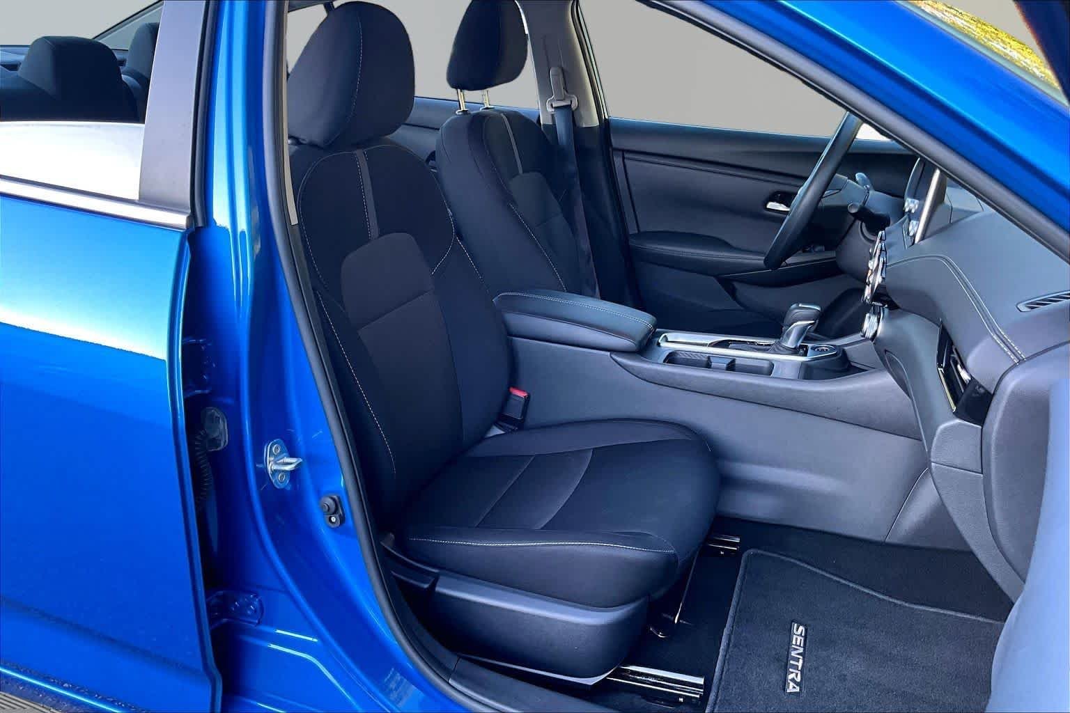 Used 2024 Electric Blue Metallic Nissan SV image 9