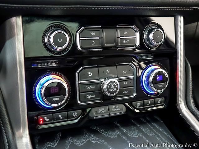 2022 GMC Yukon Denali - Photo 19