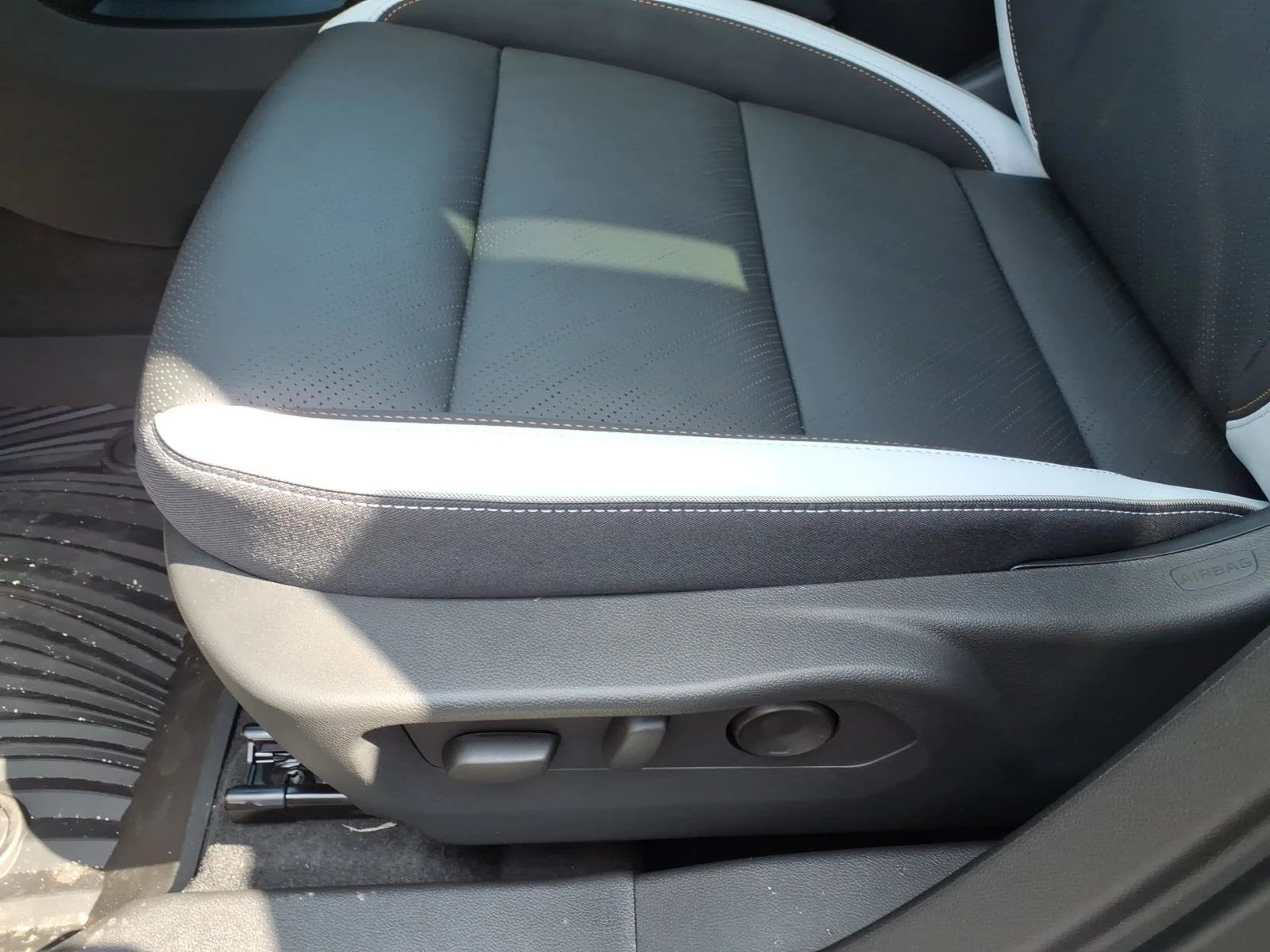 2026 Buick Envision Sport Touring - Photo 14
